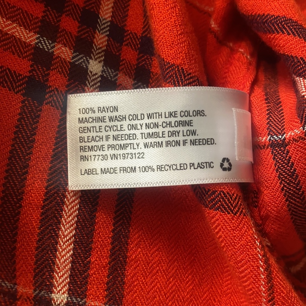🍁Hello Fall 🍁 Soft Linen Button Down Flannel 🍁 - Picture 9 of 9